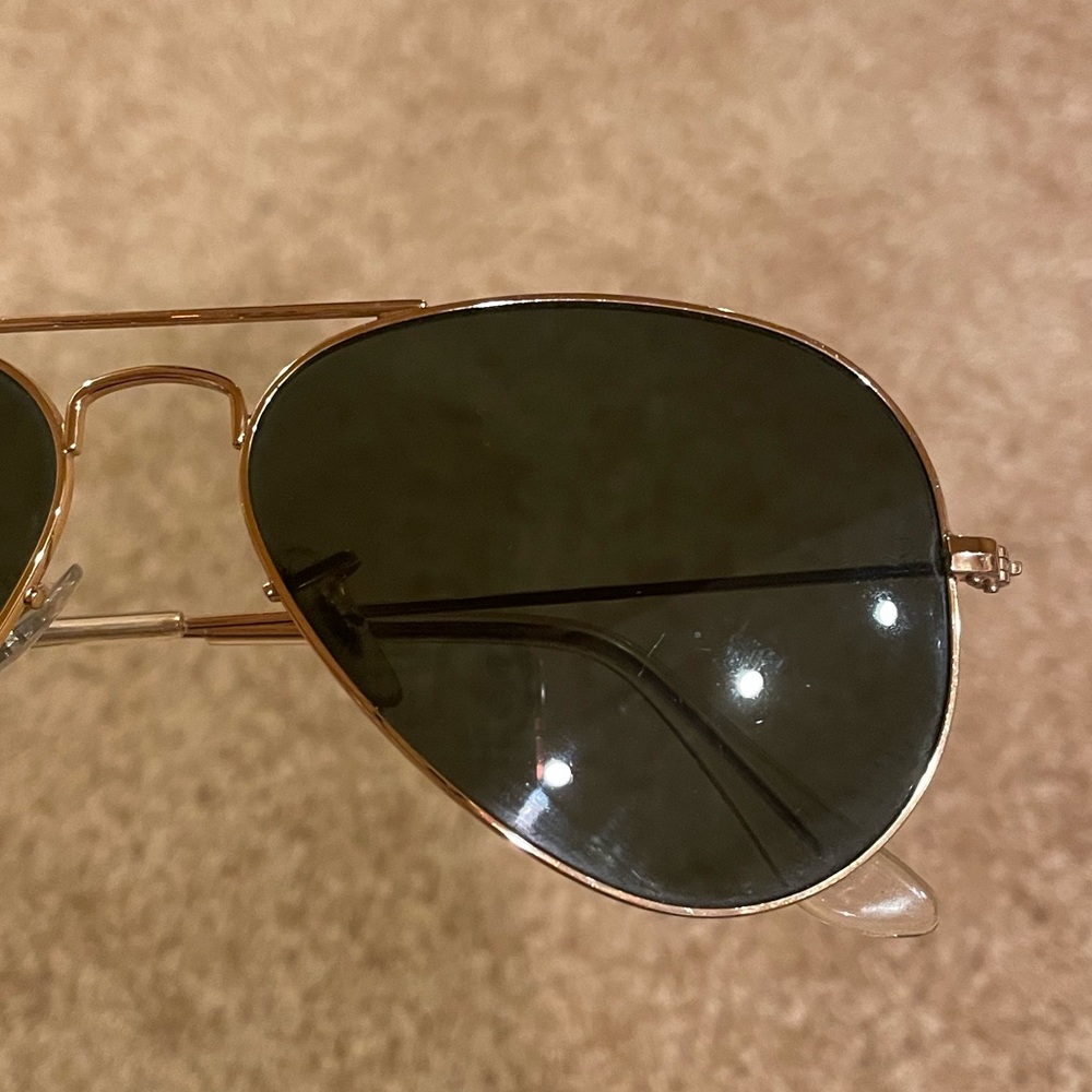 Ray-Ban Gold Aviator Sunglasses - Picture 6 of 16
